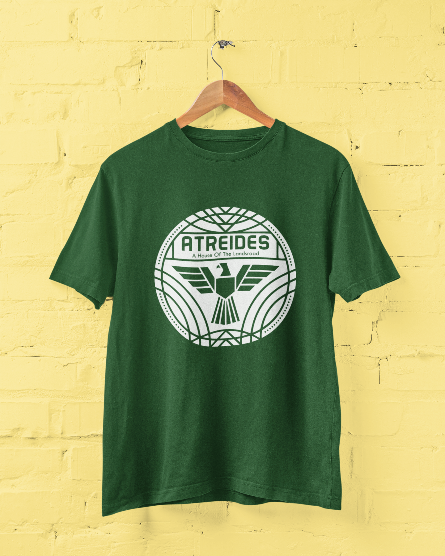 Minimalist movie-inspired T-shirt with a round neck and breathable 180 GSM material